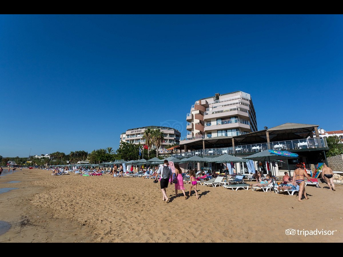 Aska Just In Beach